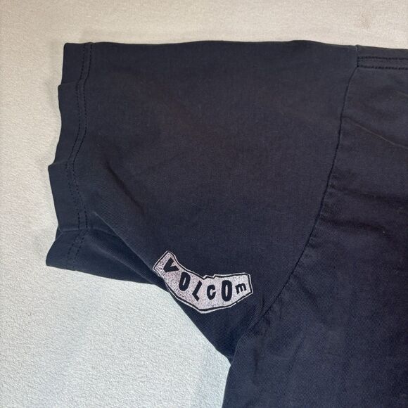 Vintage Volcom Skull T-Shirt Adult Size XL Black Skater Grunge Goth 2000s Y2K - Picture 7 of 9